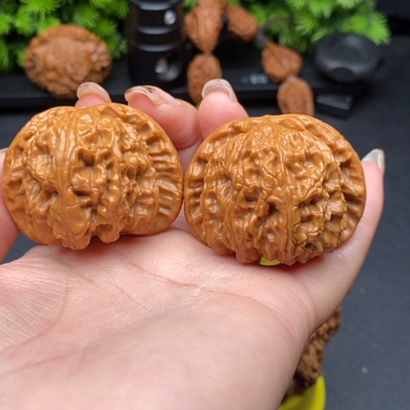 【闪购商品】文玩核桃把件狮子头
