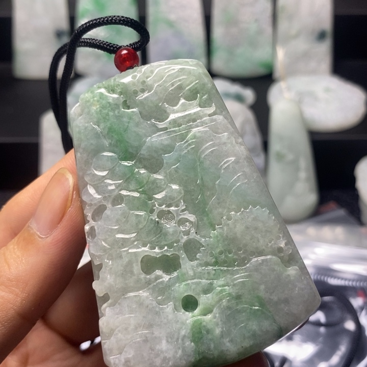 颈饰未镶嵌翡翠天然翡翠A货