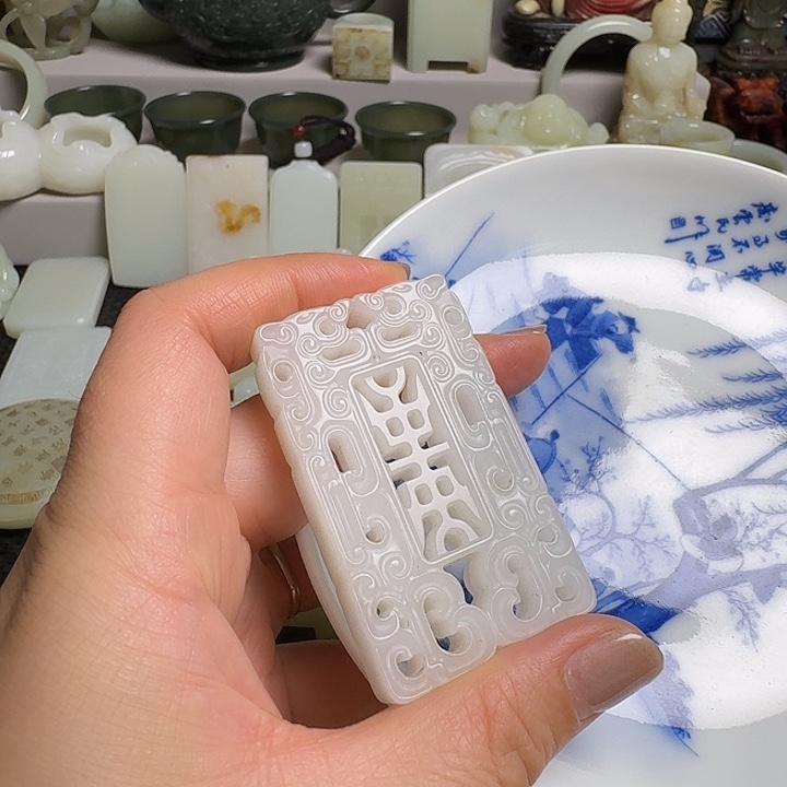 华***哥瓷片新号开播牌子一个