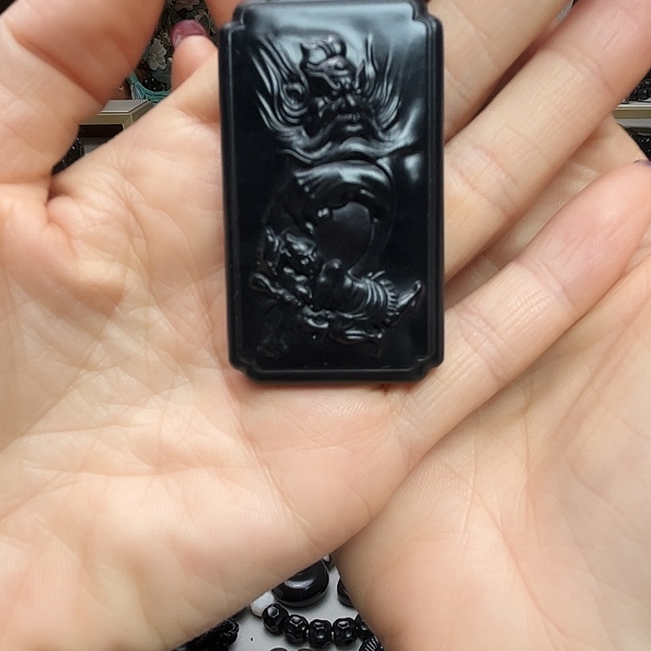 和田玉（墨玉）未镶嵌手链钟馗