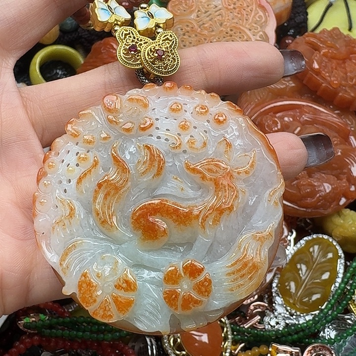 蓼***蓝翡翠未镶嵌颈饰翡翠