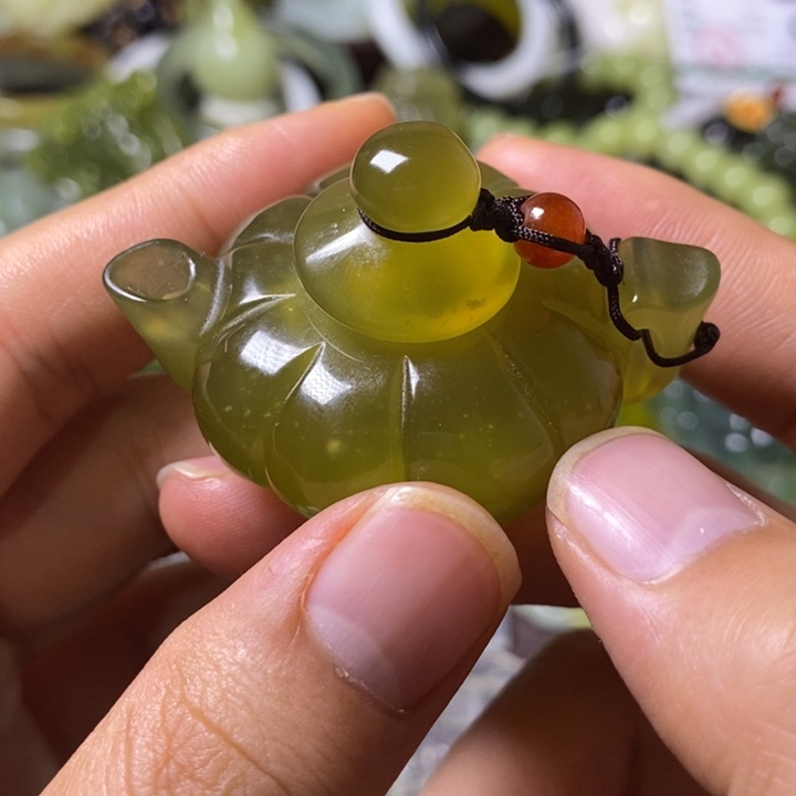 岫玉岫玉手把件未镶嵌