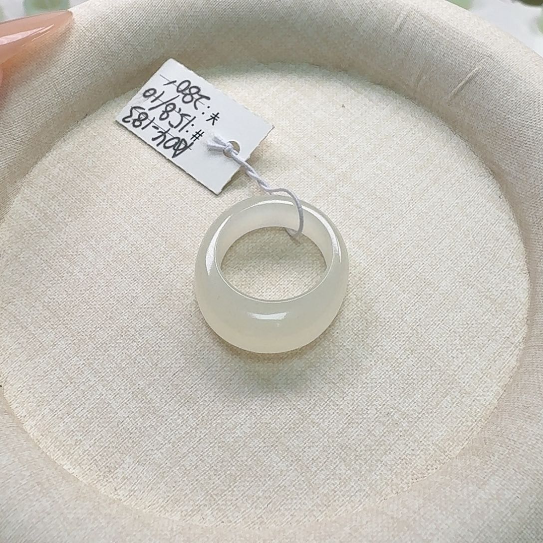 和田玉戒指未镶嵌