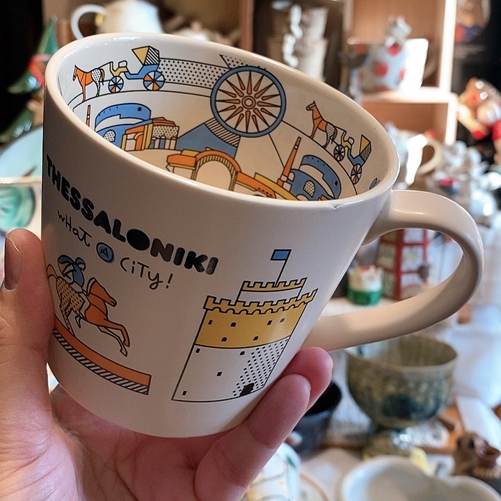 口沿有磕碰希腊品牌马克杯