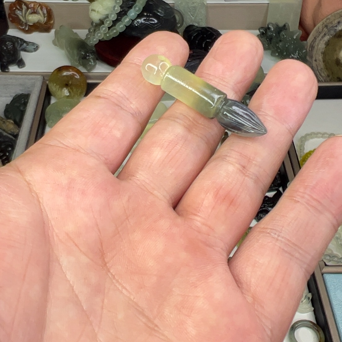 笨****岫玉未镶嵌颈饰精品水墨岫玉
