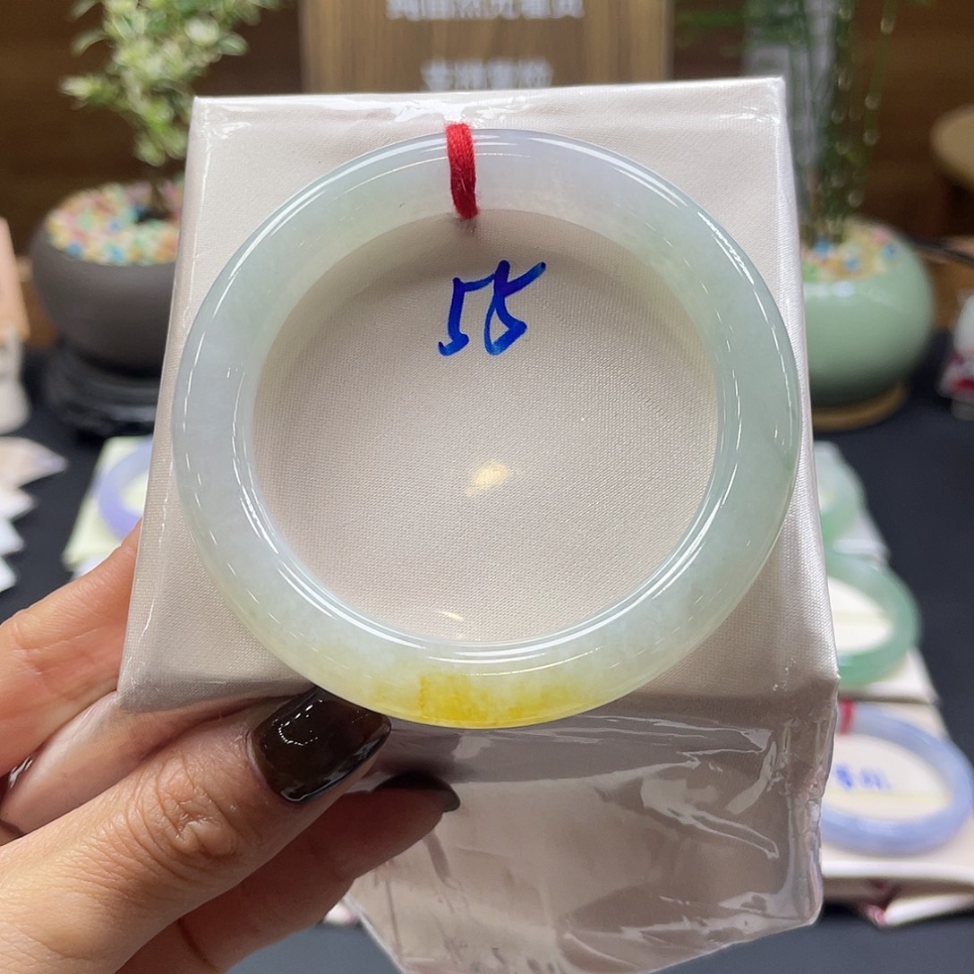 翡翠未镶嵌手镯26 号