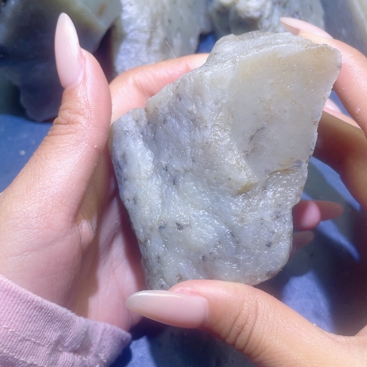 和田玉未镶嵌珠宝半成品