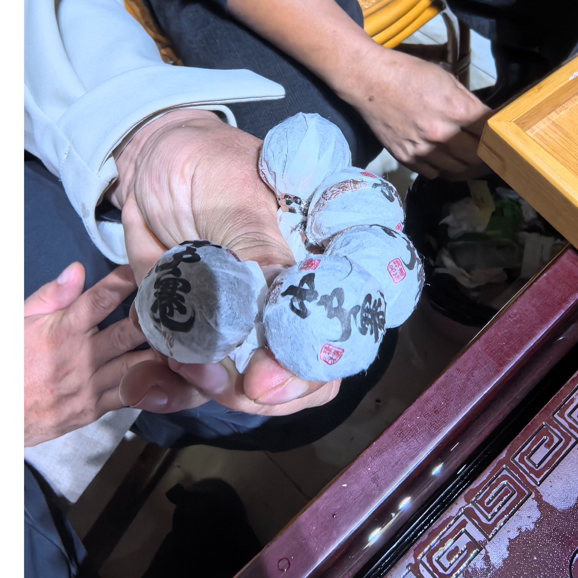 《懿仓号严选》2021年小户赛龙珠10颗普洱生茶