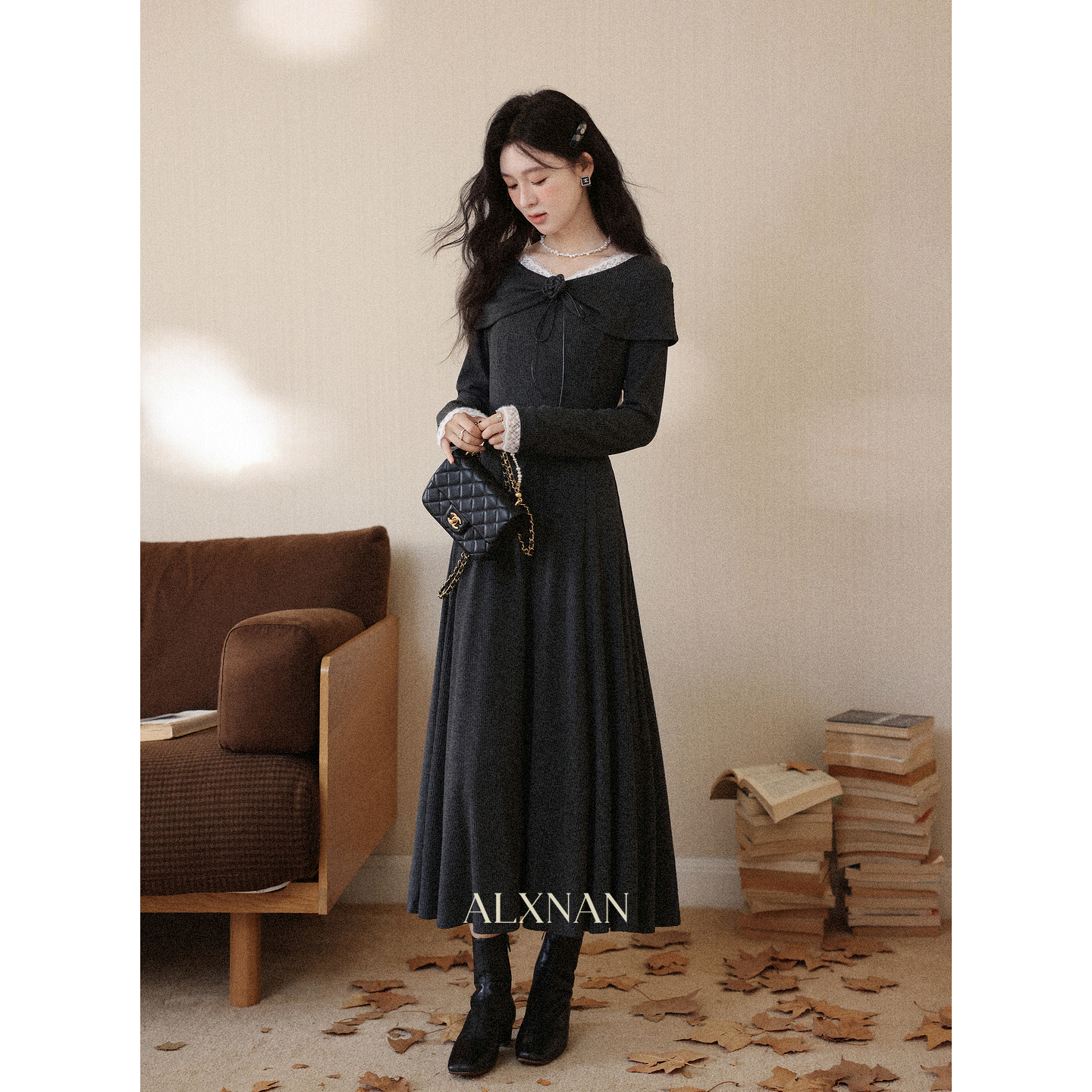 鹿向南「雾屿静语」黑色设计感长袖连衣裙女秋冬新款叠穿气质长裙