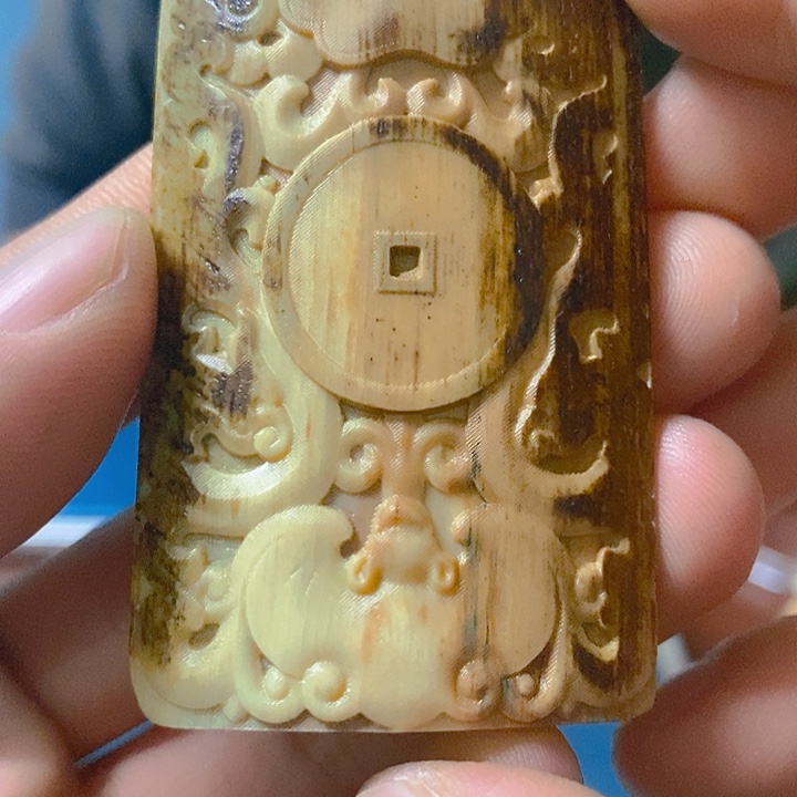 天然猛犸牙雕刻残次品