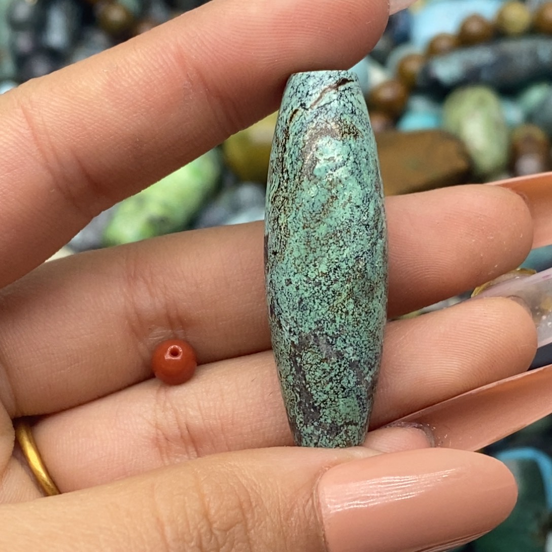 南红玛瑙未镶嵌珠宝奇石