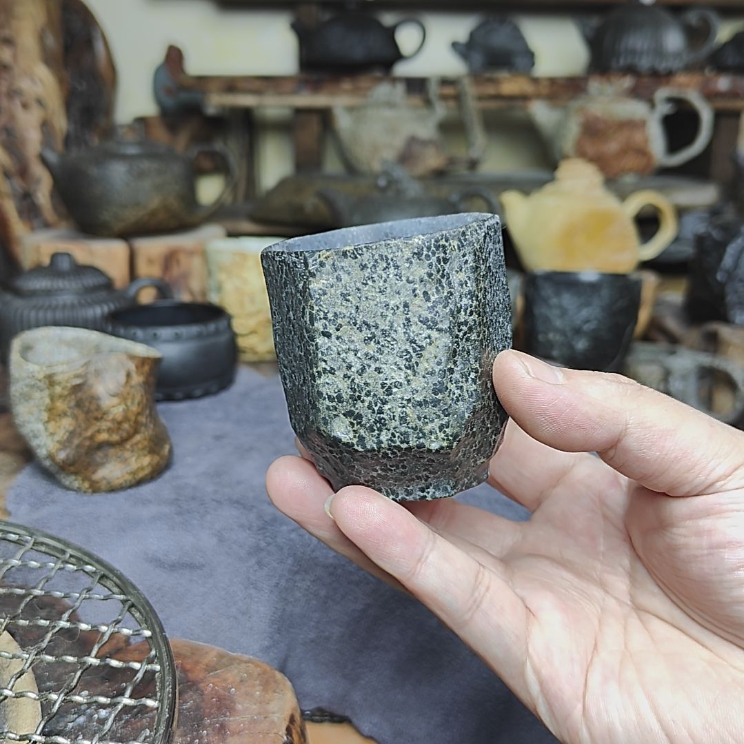 紫砂茶杯冰碛岩随性杯