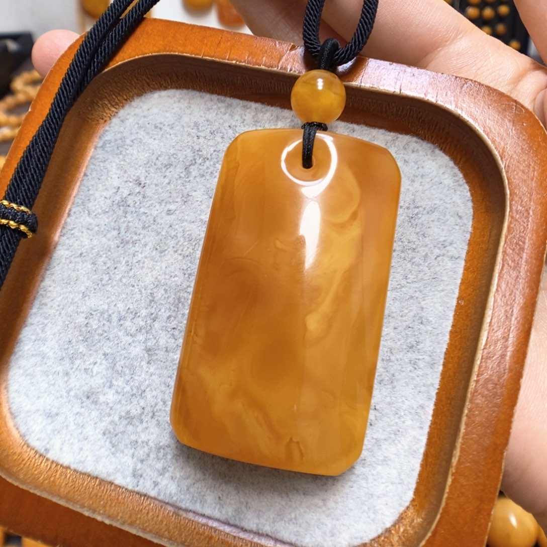 蜜蜡颈饰未镶嵌蜜蜡