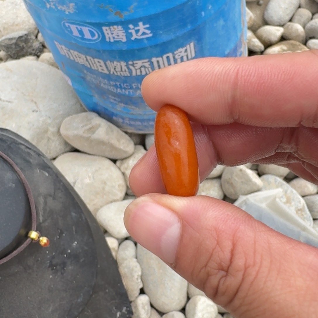 精品无镶嵌小吊坠 