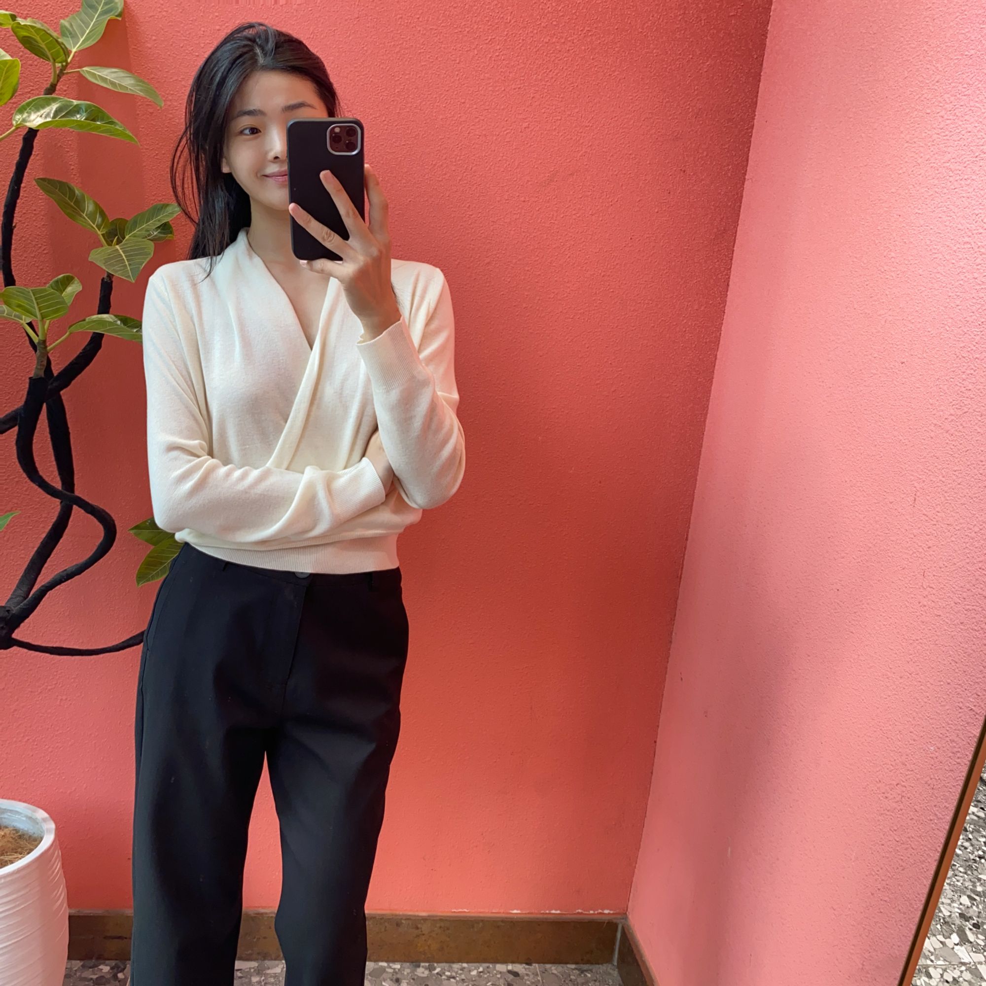 （默茗服装）交叉v领设计感上衣