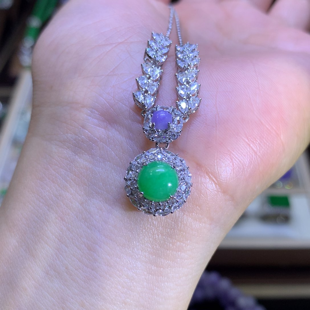 翡翠颈饰银S925镶嵌翡翠