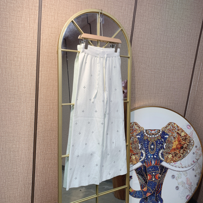 BS457孕妇白色针织裤90-130