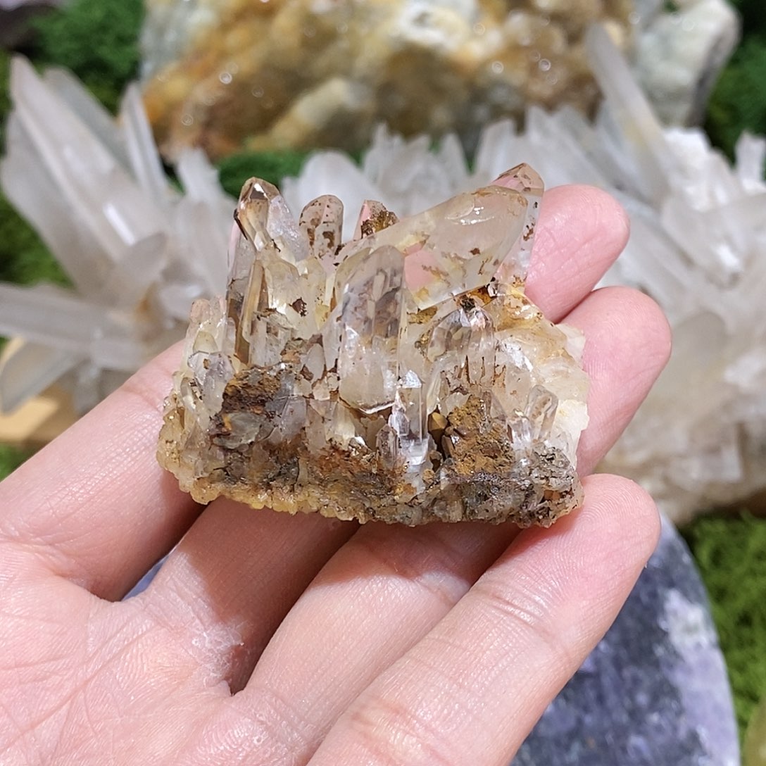 未镶嵌珠宝半成品水晶