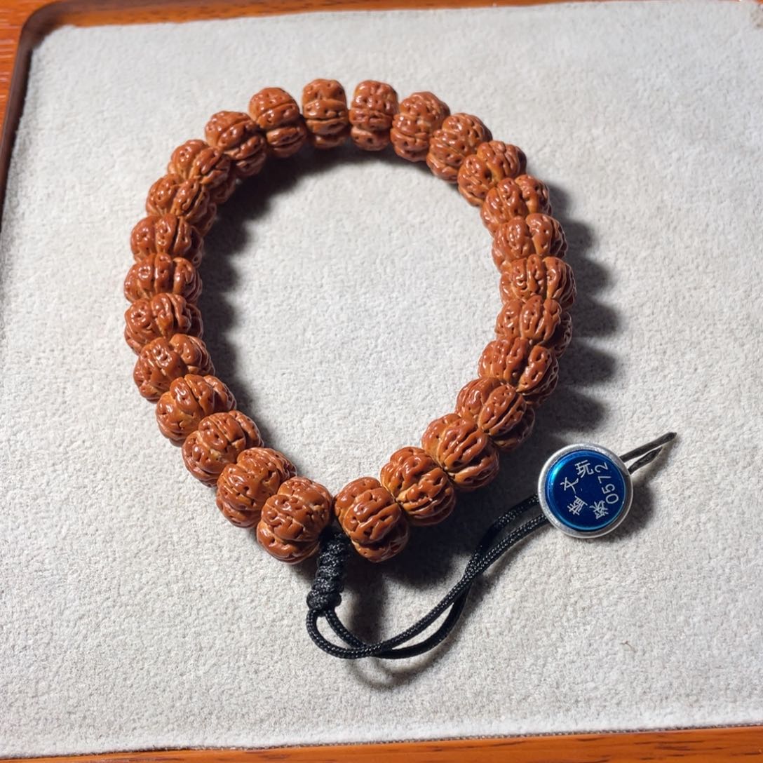 A***）金刚菩提吊坠十出一天花板13+