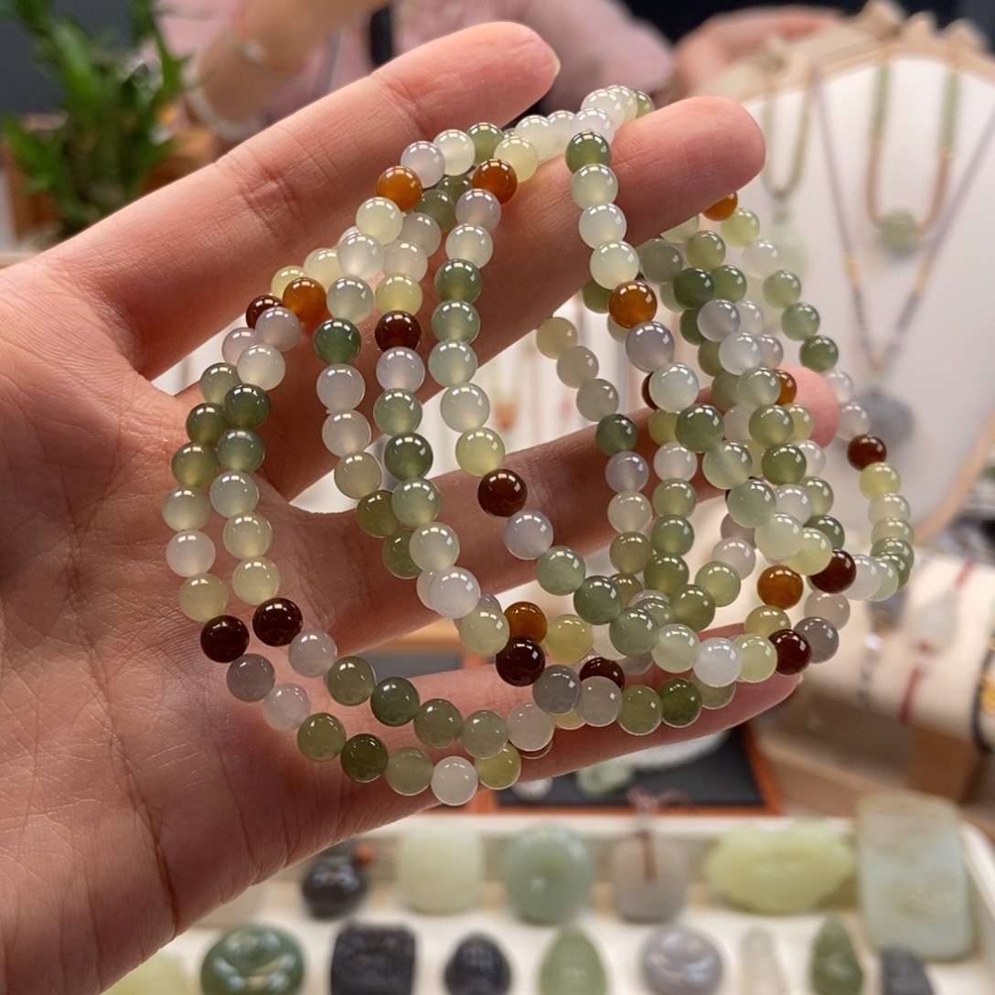 和田玉未镶嵌手串卡五多样性发其一