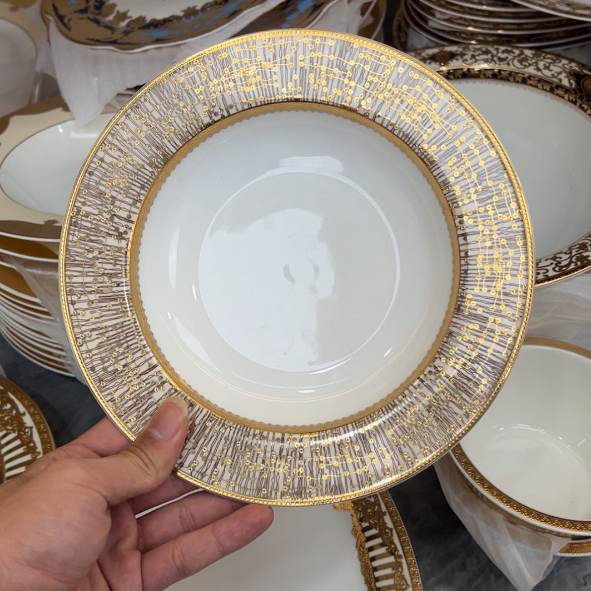 【闪购商品】瓷片8.5寸草帽盘两个一单福利