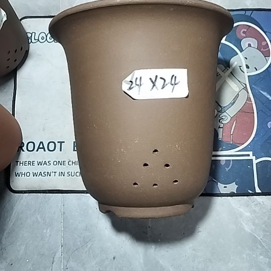 紫砂特大金钟瑕疵一个