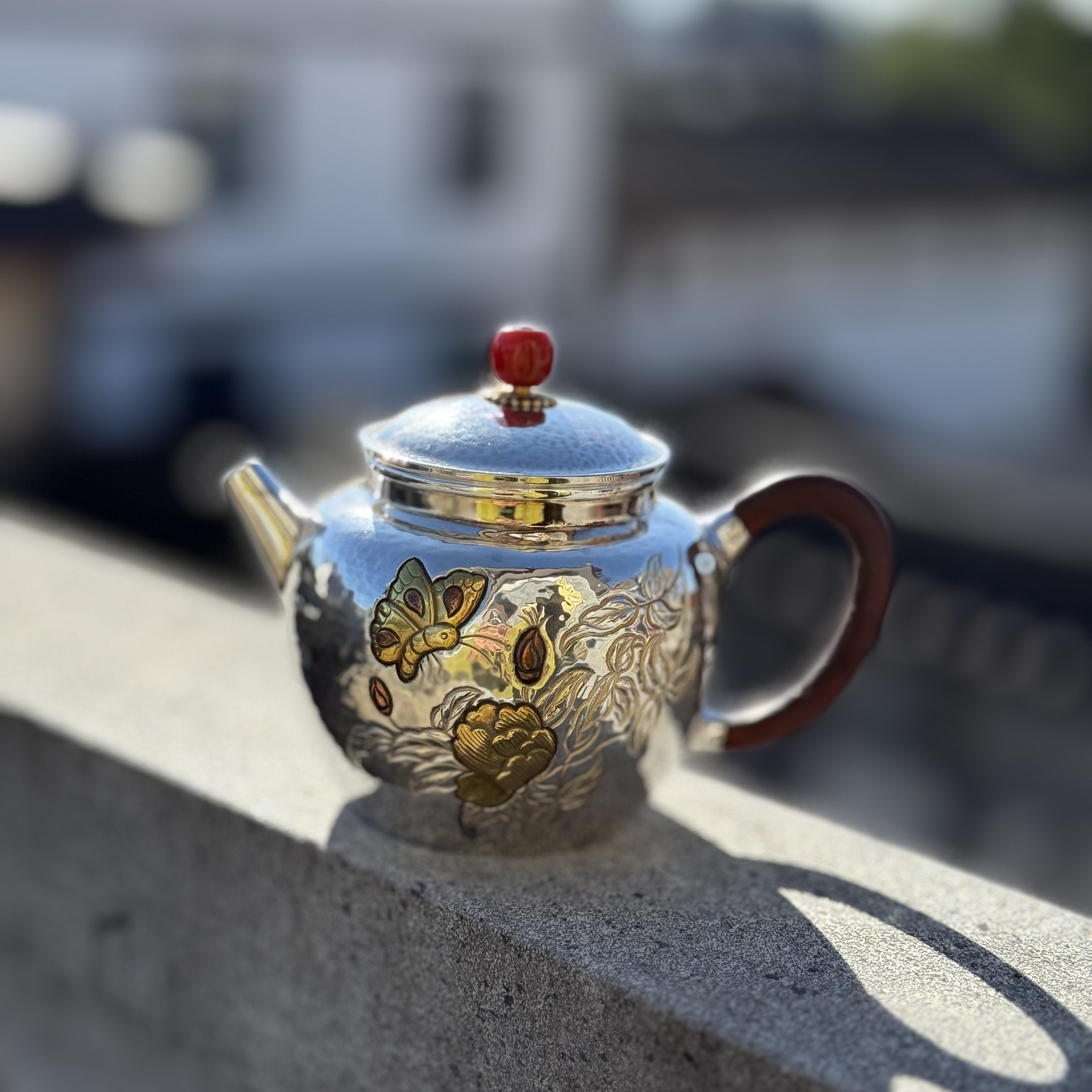 银壶说足银999纯手工錾刻蝶恋花宫灯泡茶壶银壶