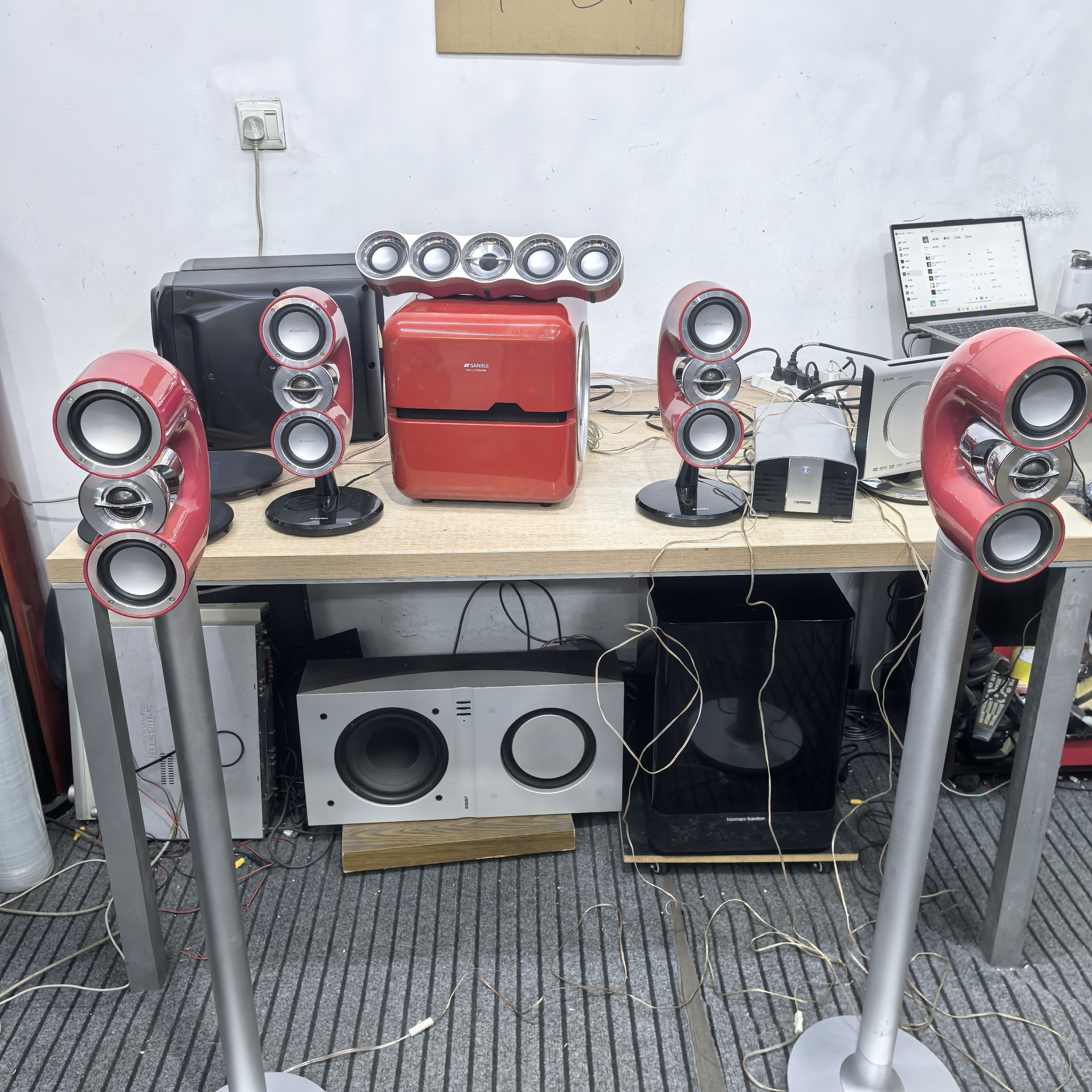 9新  SS音响邮费自理