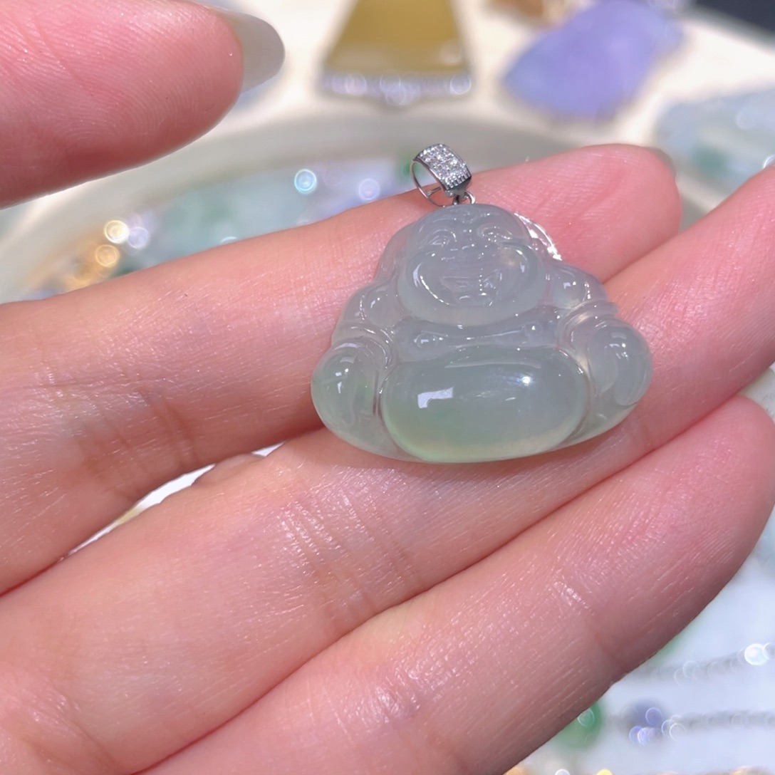 颈饰18K金镶嵌翡翠翡翠