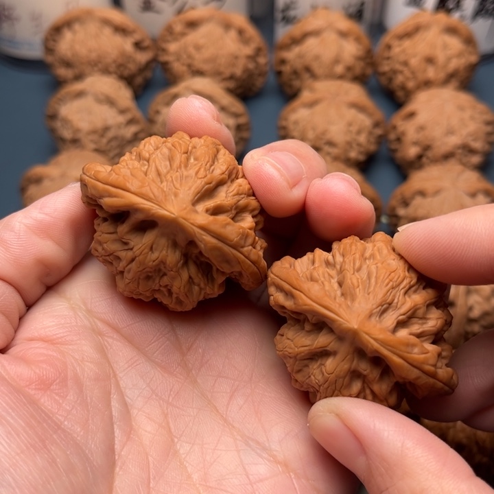 文玩核桃吊坠44金公子