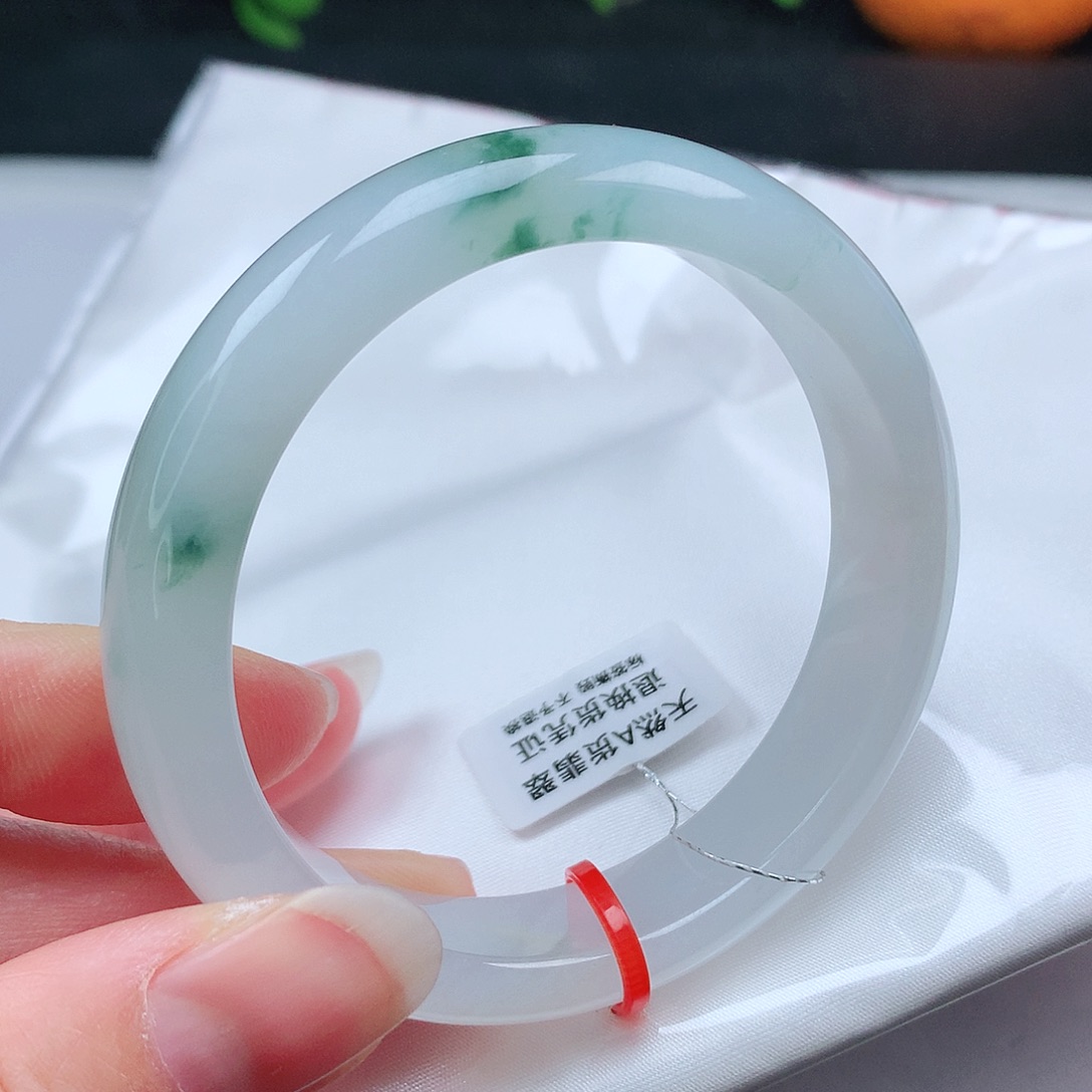翡翠手镯未镶嵌54/55圈