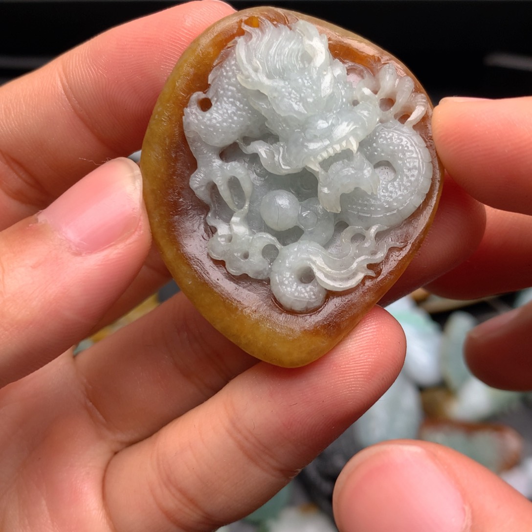 定制翡翠未镶嵌翡翠