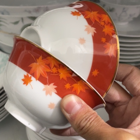 景德镇陶瓷12厘米2个