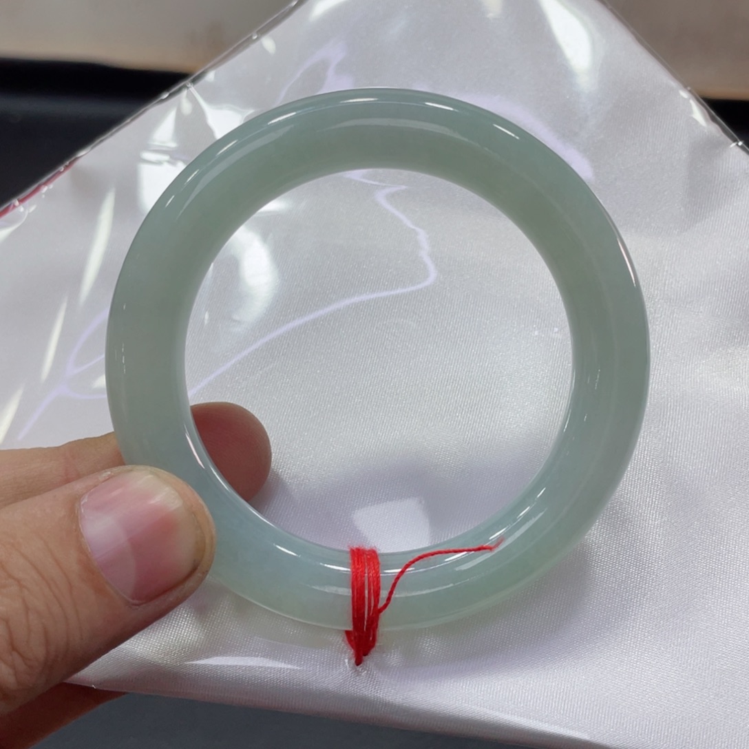 翡翠未镶嵌手镯翡翠