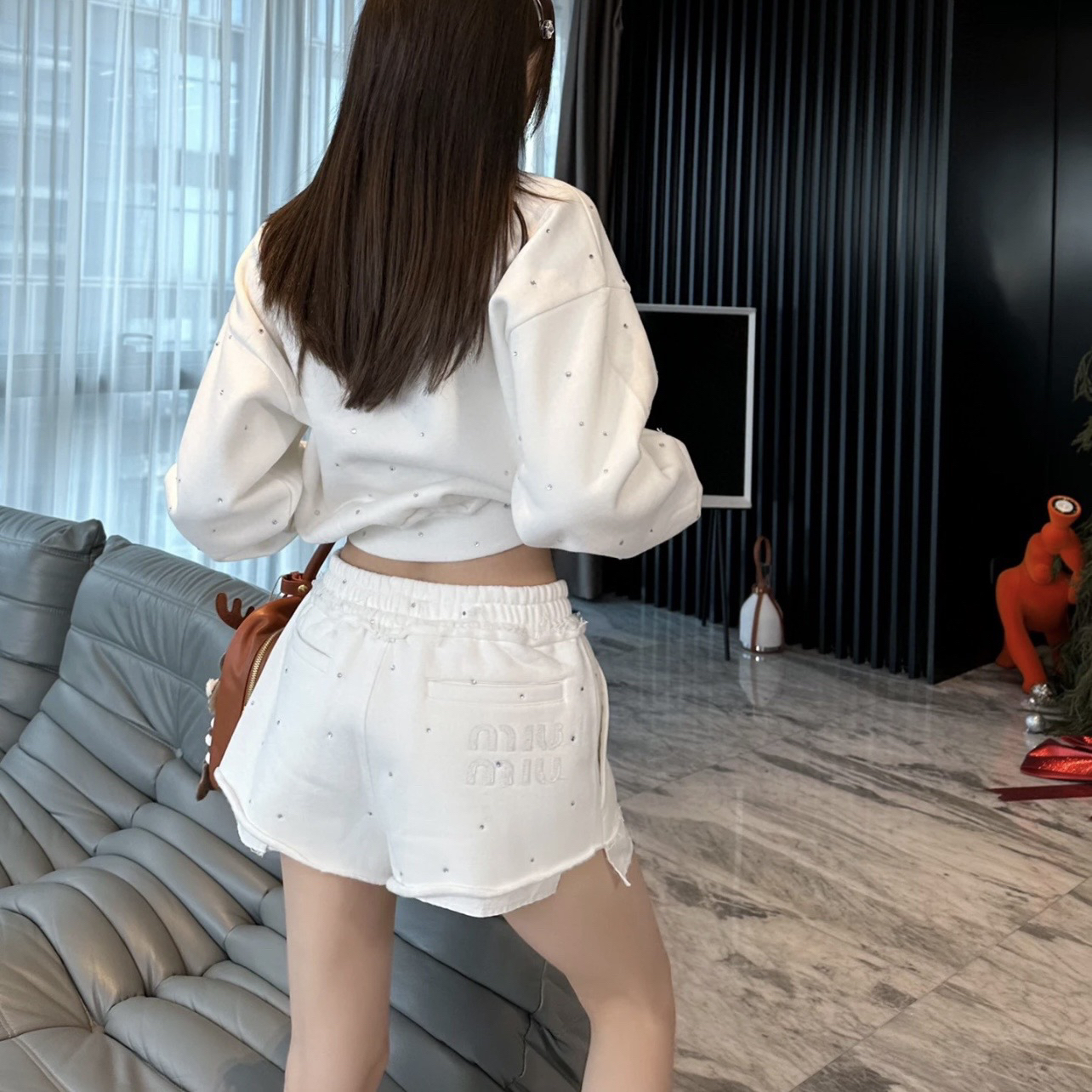 99新 MIU MIU/缪缪 tob241 背后标语刺绣抽绳休闲短裤 40码 棉