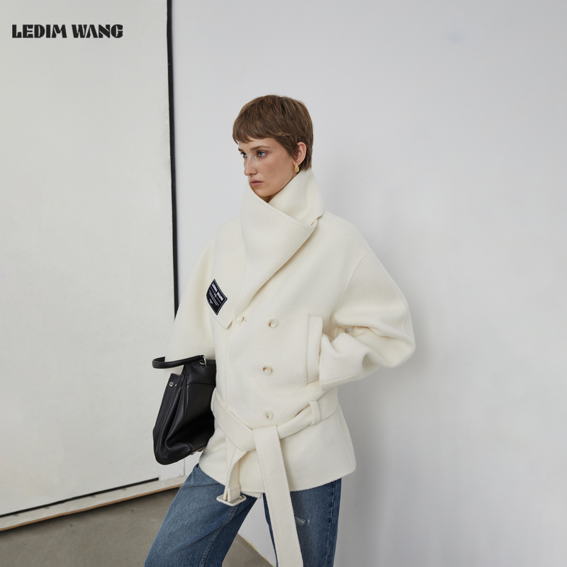 LEDIM WANG黑标/迪木尔风自带围巾毛呢外套女25冬新款奶油白大衣