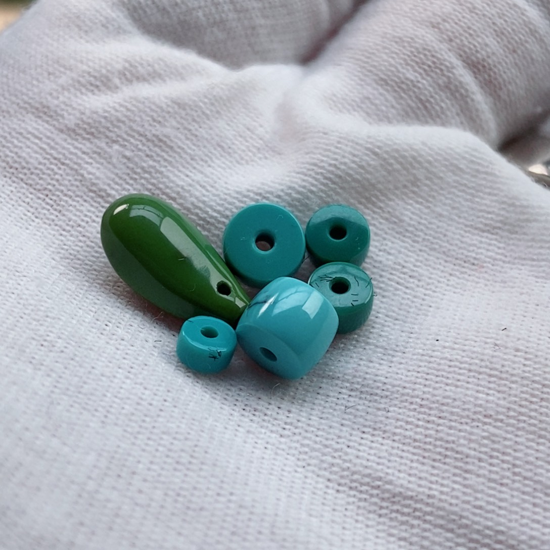 绿松石未镶嵌天然原矿绿松石