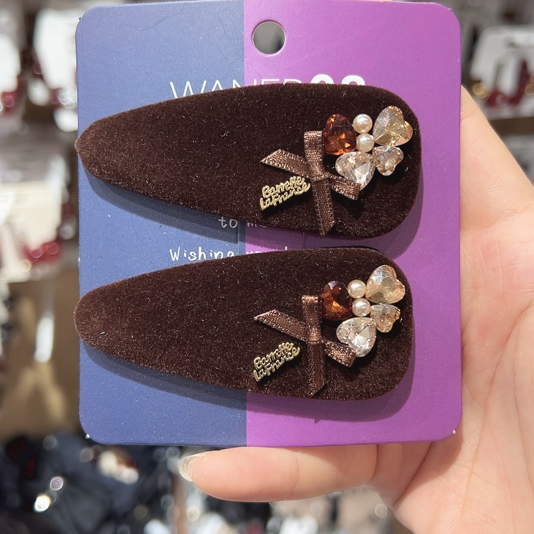 Y***n非金属咖色丝绒水滴掰掰夹