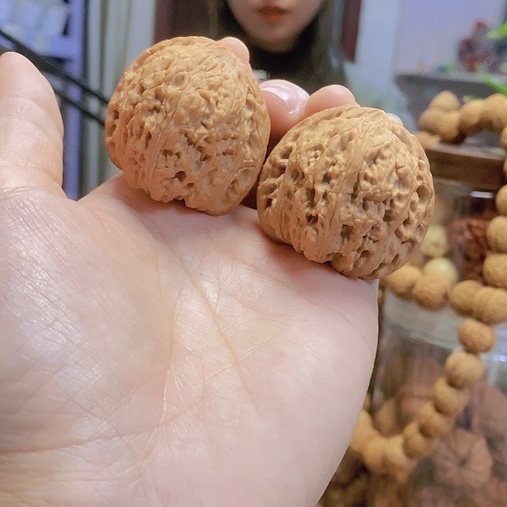 【闪购商品】文玩核桃把件42平谷绣球