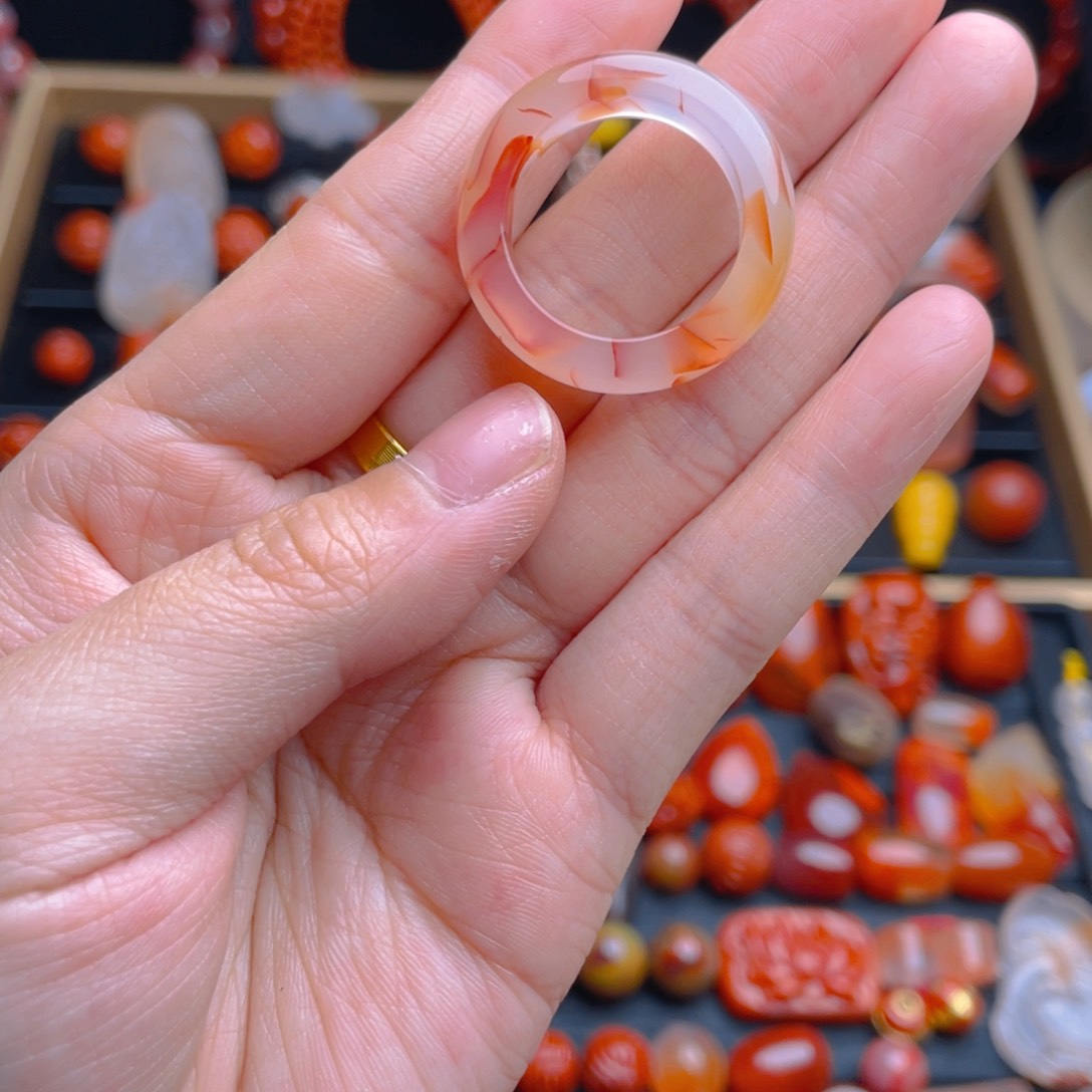 南红玛瑙珠宝奇石未镶嵌