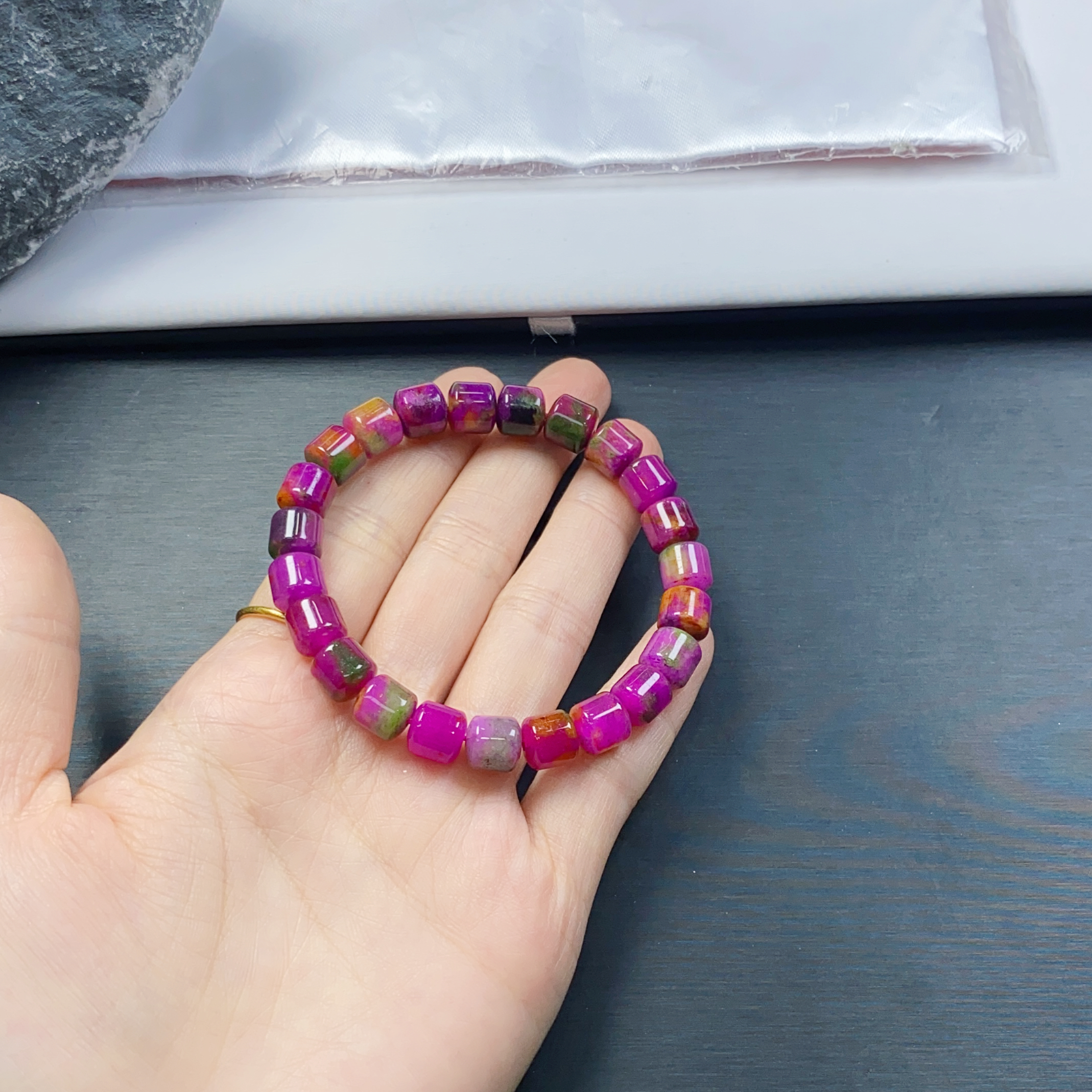 【聚宝严选】A423紫红料老型桶手串8妈妈款精致精美气质百搭