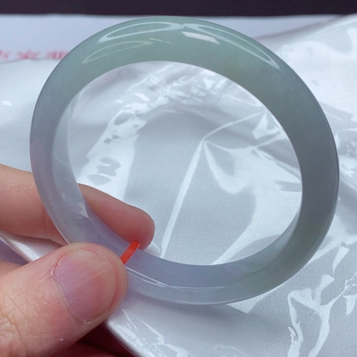 翡翠手镯未镶嵌54.5圈