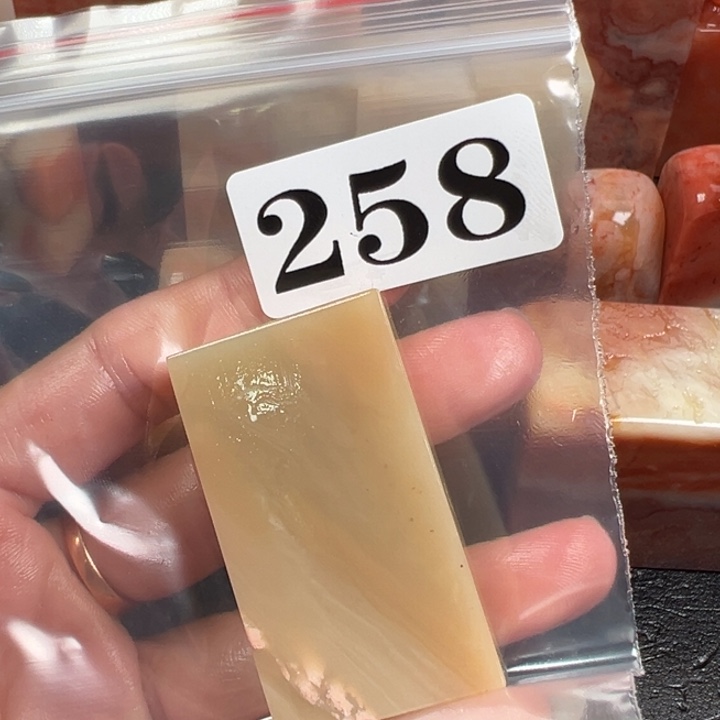 寿山石印石老挝石