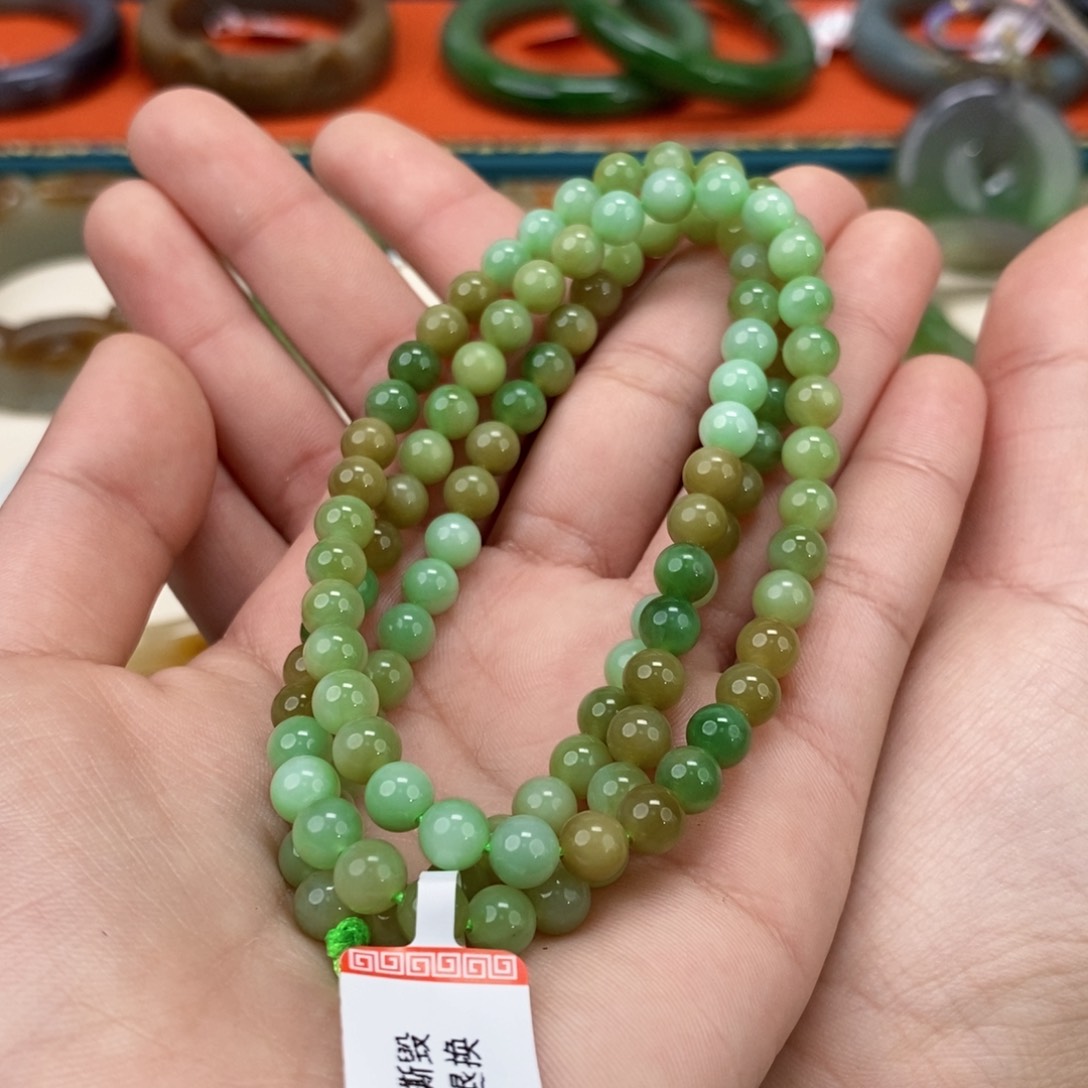 和田玉卡6 108 新疆糖翠未镶嵌