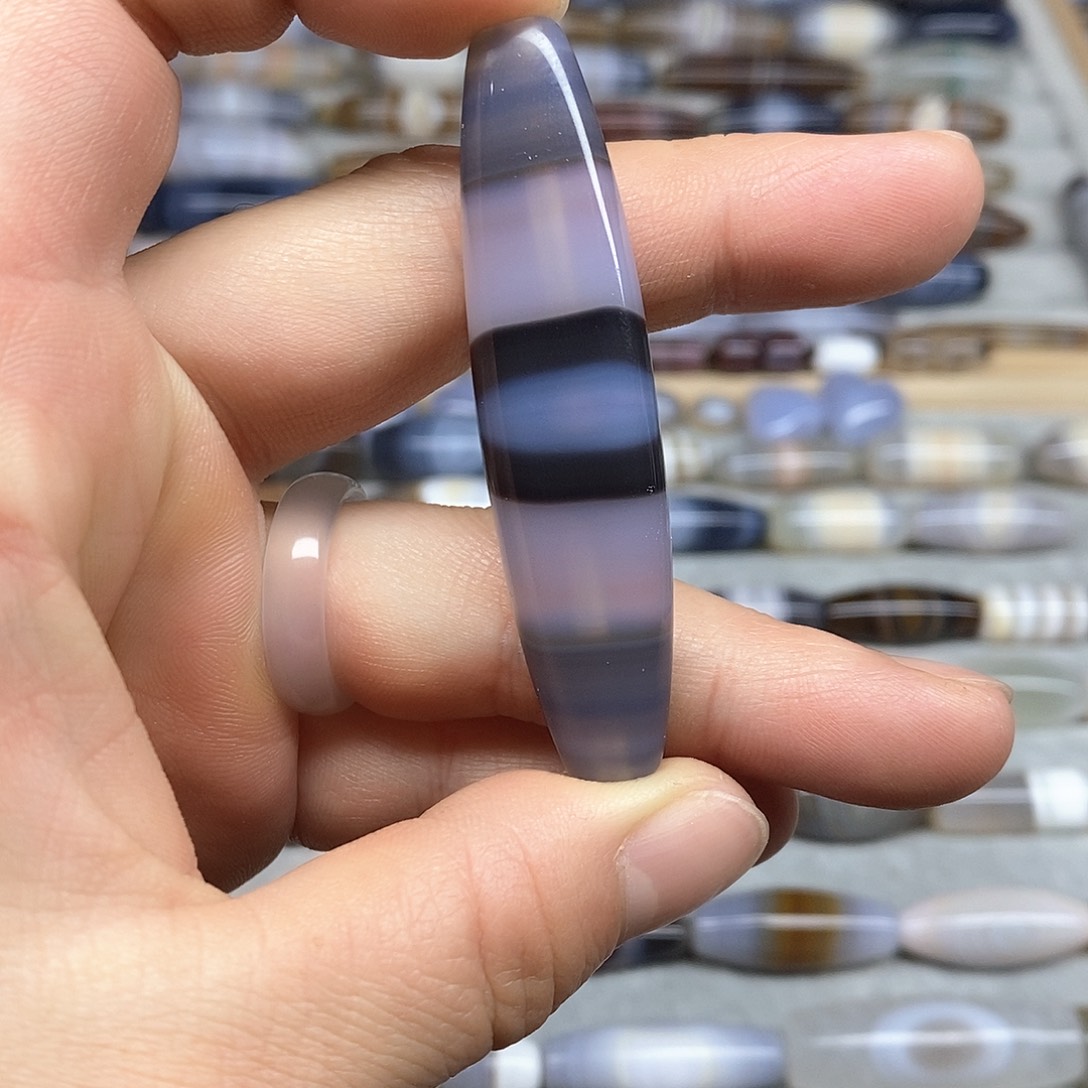 未镶嵌颈饰玛瑙/玉髓