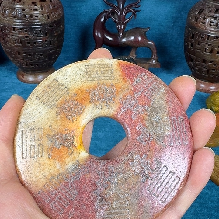 和田玉（糖玉）未镶嵌挂件