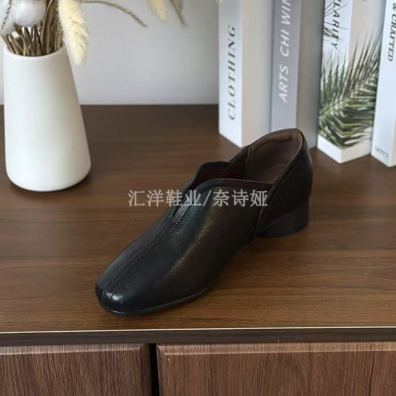 3cm/羊皮/法式粗跟百搭方头软底舒适单鞋5382