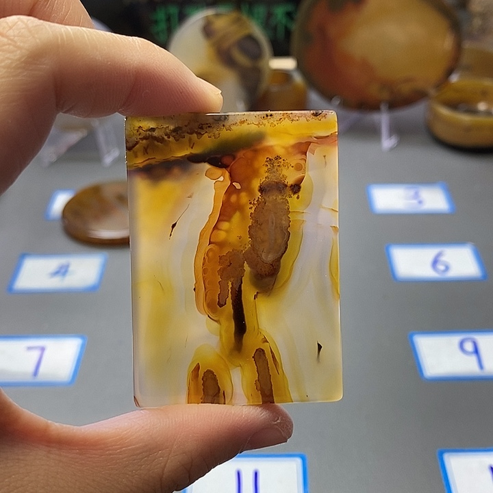 玛瑙/玉髓未镶嵌珠宝半成品