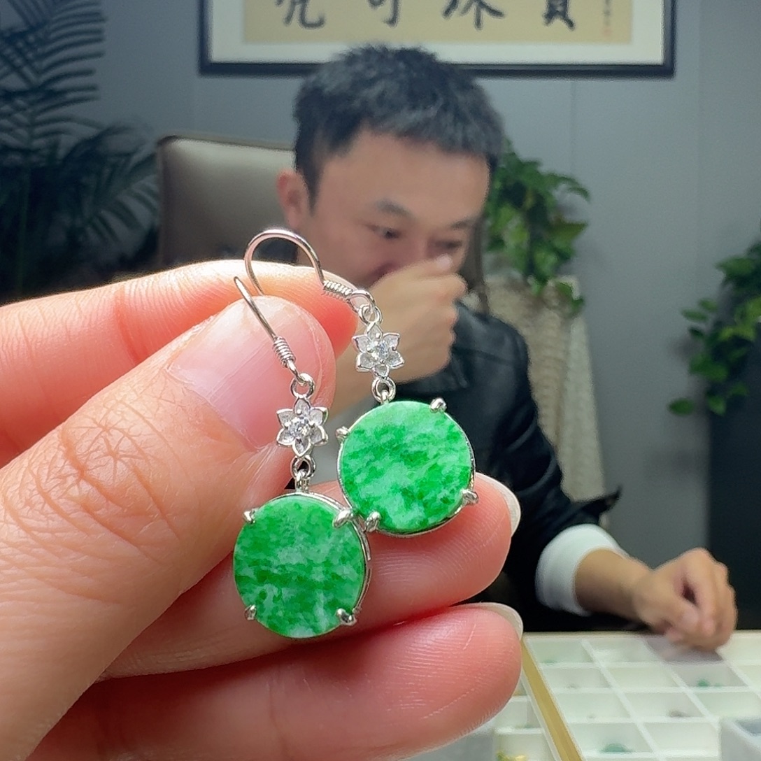 翡翠银S925镶嵌耳饰天然