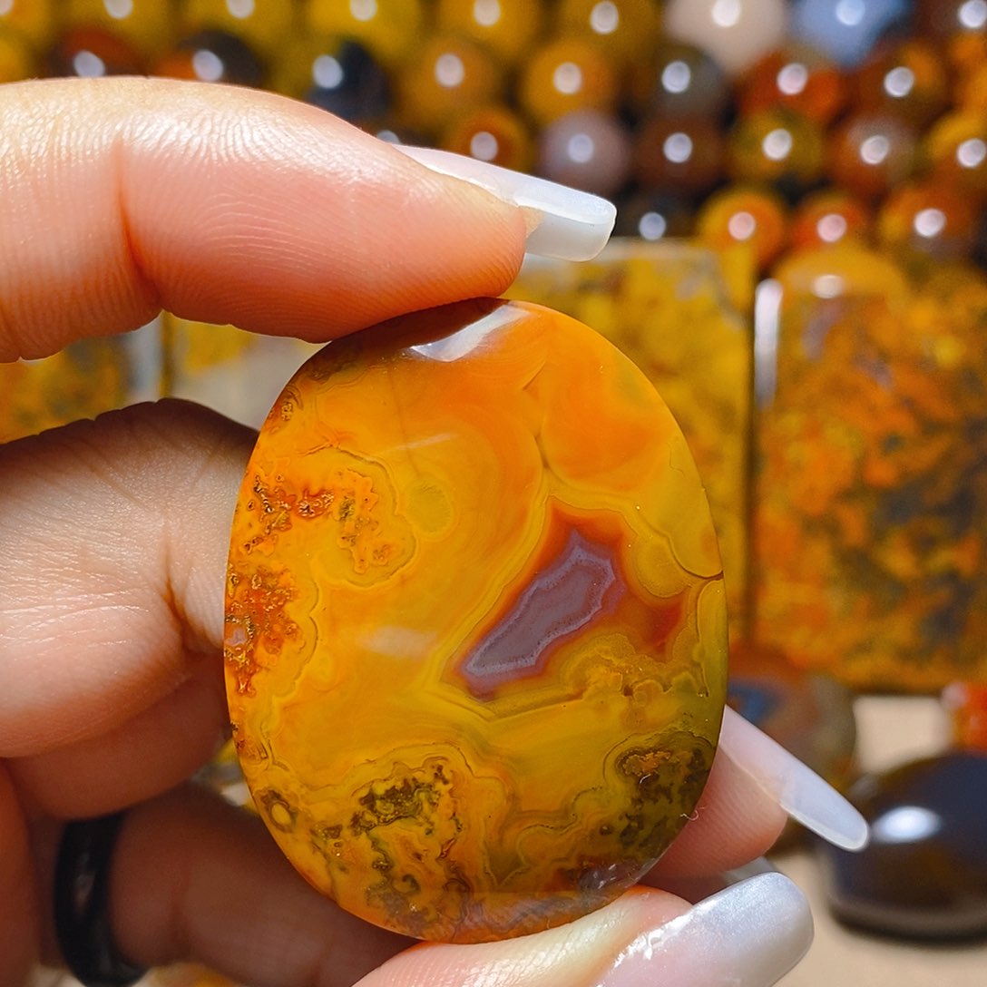 未镶嵌颈饰玛瑙/玉髓